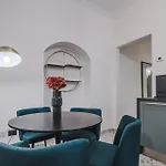 Palazzo 38 סטרסה