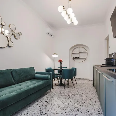 Palazzo 38 סטרסה