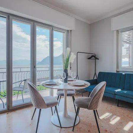 Palazzo 38 * Stresa