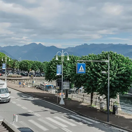 דירה Palazzo 38 סטרסה