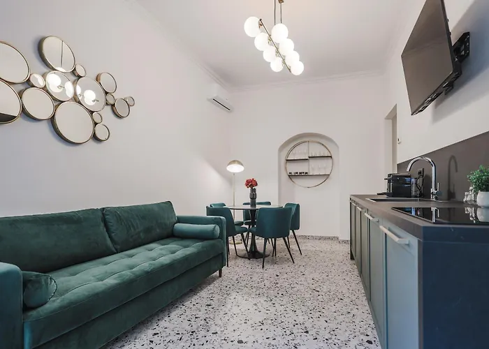 Palazzo 38 ستريزا