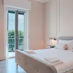 Palazzo 38 Daire Stresa
